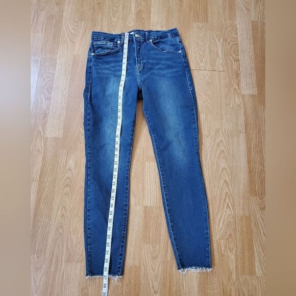 🌹 GOOD AMERICAN 🌹 Good Waist Raw Edge Skinny Jeans - [Size 28] - Picture 9 of 13